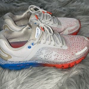 Under Armour HOVR sneakers in good used condition